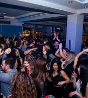 Το αδιαχώρητο επικράτησε στο Πρωτοχρονιάτικο party του ΝΟΑ
