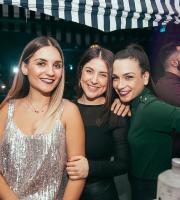 "Ξεχείλισε" από χριστουγεννιάτικη διασκέδαση το ΝΟΑ cafe bar στο λιμάνι της Αλεξανδρούπολης