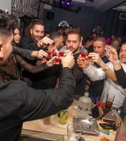 "Ξεχείλισε" από χριστουγεννιάτικη διασκέδαση το ΝΟΑ cafe bar στο λιμάνι της Αλεξανδρούπολης