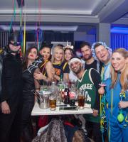 "Χαμός" έγινε στο party μασκέ του ΝΟΑ cafe bar 