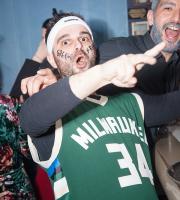 "Χαμός" έγινε στο party μασκέ του ΝΟΑ cafe bar 