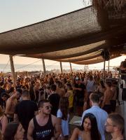 Όταν ο MR. Raoul K βρέθηκε στα decks του Ammo Ammo!