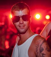 Όταν ο MR. Raoul K βρέθηκε στα decks του Ammo Ammo!
