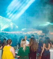 Yacht Club: Οι Παρασκευές αποκτούν άλλο νόημα στην πιο όμορφη ταράτσα της Αλεξανδρούπολης!