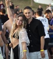 Ο LIVA K ξεσήκωσε το κοινό του Nama beach life experience!