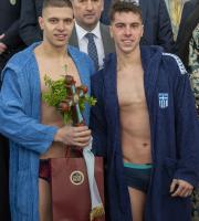 Θεοφάνεια: Αγιάστηκαν τα νερά στο λιμάνι της Αλεξανδρούπολης (video & φωτο)