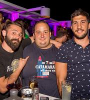 Yacht Club: Η απόλυτη rooftop διασκέδαση.