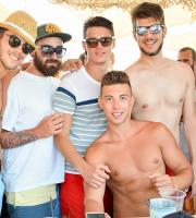 Βούλιαξε το Yasu Beach Bar στο 2ο "άχαστο" πάρτι του Chris Papa.