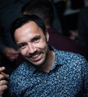 SoHo: Απίθανο πάρτυ με την Jamiie στα decks