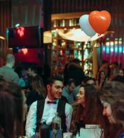 Βραδιά γεμάτη από έρωτα στο SoHo με Κάλλια, Καλογιάννη και Κανίδη live