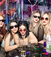 To "Playboy" party ξεσήκωσε τους θαμώνες του Prive Red!