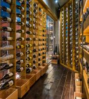Deli & Wines