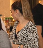 Η Evita μοίρασε... καρδούλες του Αγίου Βαλεντίνου, στο SoHo Absolutely Fabulous