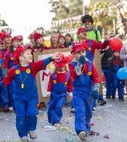 H μαθητική καρναβαλική παρέλαση της Αλεξανδρούπολης μέσα από φωτος