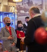 Το "Χωριό 1939" άνοιξε και φάγαμε στα εγκαίνιά του τα καλά, καλύτερα!