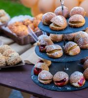 Οι "Κουλουράδες" έφτασαν και στην Αλεξανδρούπολη - Μοσχομύρισε το κέντρο της πόλης!