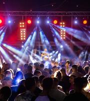 Μας "μάγεψε" η Κατερίνα Λιόλιου στο Yacht Club - Δείτε video και φωτος