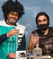 Τα "σπάσαμε" στο πάρτι μασκέ στο ΝΟΑ cafe bar, στο λιμάνι