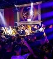 "Τα έσπασε" ο Light στο Prive Red! - Όλα όσα έγιναν εκείνο το βράδυ