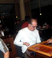 Τουρνουά τάβλι με δώρο ένα laptop, στο cafe Απρόοπτο.