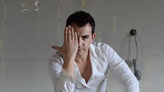 Who is Κωνσταντίνος;