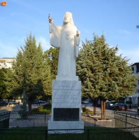 Statue of Kurillos VI in the center of Orestiada.