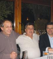Συνάντηση των ραδιοπειρατών του '70 - '80 για κρασί και κους - κους.