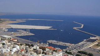 "Έπεσαν" οι υπογραφές για τη σιδηροδρομική σύνδεση του Λιμένα.