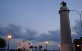 Deniz feneri ve LOUNA PARK.