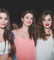 'Closing night' στο Yacht Club για το καλοκαίρι του 2014.