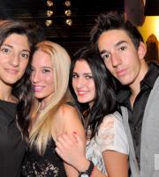 'Sexy Saturday night' στο Prive club... και όποιος αντέξει!