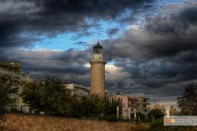 Full of clouds but still magnificent the scenery of the Lighthouse.