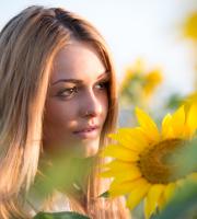 Who is Νικολέτα;