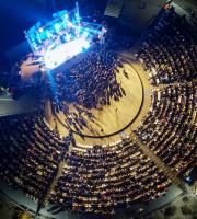 Αλκίνοος Ιωαννίδης: Μια καθηλωτική συναυλία στην Αλεξανδρούπολη σε φωτογραφίες