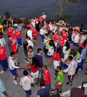 Η ομάδα της Ρωσίας των Special Olympics σε λάτιν πάρτυ στον Ορίζοντα.