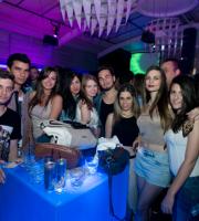 Ο απόλυτος χαμός στο opening του 'Reina summer club'.