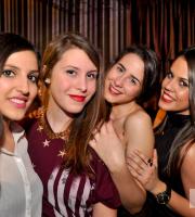 Η Ελένη Χατζίδου στο Prive Club σε μία δυνατή εμφάνιση.