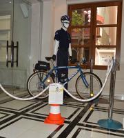 6 φωτογραφικά κλικ από την έκθεση Τροχαίας στο Νομαρχείο Αλεξ/πολης.