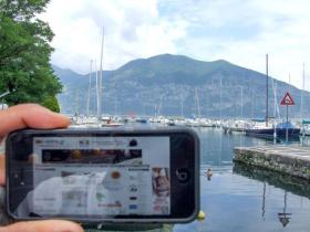 50 χιλιόμετρα βορειοανατολικά του Μιλάνο, στην Ιταλία βρέθηκε η αφεντιά μας, χάρη στο Νίκο! Πιο συγκεκριμένα στην γνωστή λίμνη "Κόμο" η οποία βρίσκεται στους πρόποδες των Ιταλικών Άλπεων.