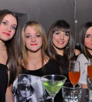 Σαββατιάτικο... night out στο Avalon mood bar!