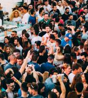 Φωτογραφίες από το set του Culoe de Song στο Yacht club, στην Αλεξανδρούπολη