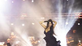 Καθηλωτική η Πάολα στη συναυλία της στο "Φώτης Κοσμάς" (video + φωτο)