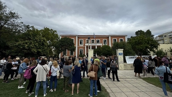 Η υπόθεση σεξουαλικής κακοποίηση του 5χρονου μαθητή, προκάλεσε εντάσεις στους εξωτερικούς χώρους των Δικαστηρίων Αλεξανδρούπολης.