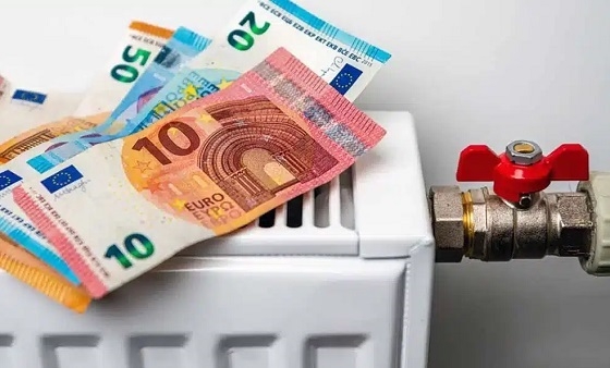 Εκατοντάδες χιλιάδες οικογένειες ελπίζουν στο επίδομα θέρμανσης.