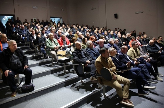 Έντονο ενδιαφέρον έδειξαν οι αγρότες του βορείου Έβρου για την εκδήλωση με θέμα την καλλιέργεια βαμβακιού.