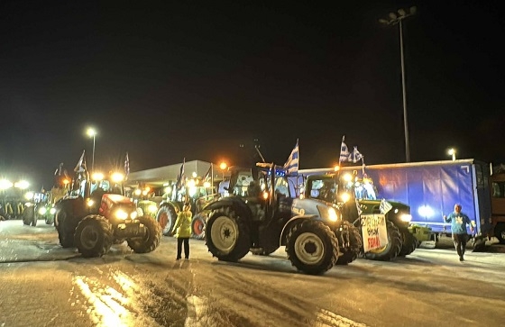 Μετά τους Κήπους, οι αγρότες του Έβρου έστησαν μπλόκο και στο Ορμένιο.