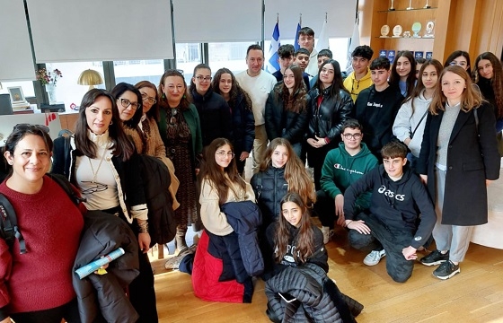 Τους μαθητές από την Κύπρο υποδέχτηκε ο Δήμαρχος Αλεξανδρούπολης.