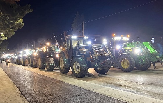 Δυναμική πορεία αγροτών στην Αλεξανδρούπολη.