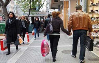 Οι έμποροι δε δείχνουν πρόθυμοι να ακολουθήσουν την απόφαση.