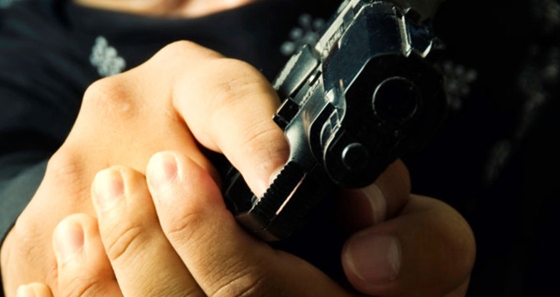 Ένοπλοι εισέβαλαν πρωί - πρωί σήμερα (Δευτέρα 2 Μαρτίου) σε υποκατάστημα αλυσίδας super market στο κέντρο της Κομοτηνής.